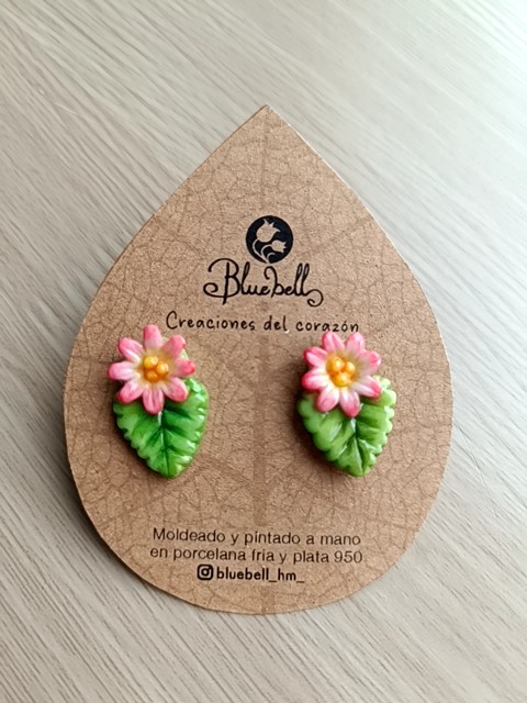 Aros flor con hoja coral